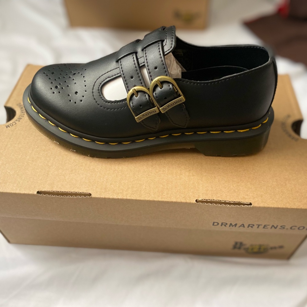 Dr. Martens Mary Jane Casual Shoe